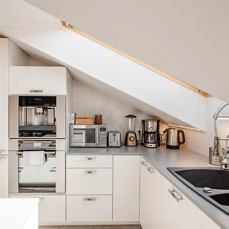 Airhome - Owl's Nest Apartment Tallinn