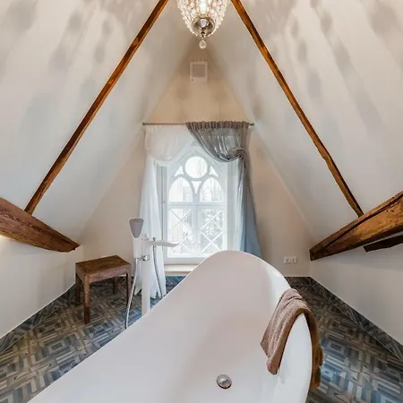 Airhome - Owl's Nest Tallinn