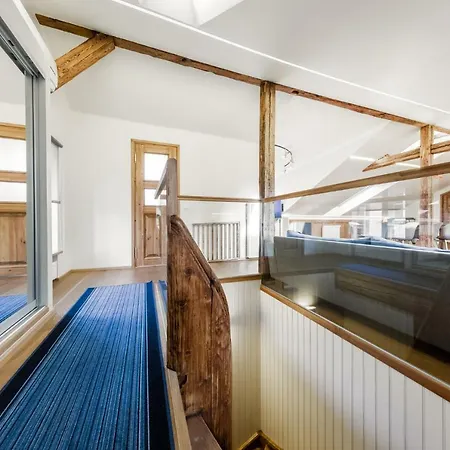 Airhome - Owl's Nest Apartment Tallinn