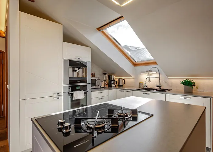 Airhome - Owl's Nest Апартаменти